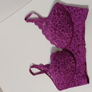 NWOT Maidenform Pure Comfort Convertible Fuschia Lacey Bralette Size 36C-  WOW!